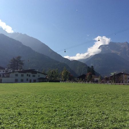 Zillertrollen Apartamento Mayrhofen Exterior foto